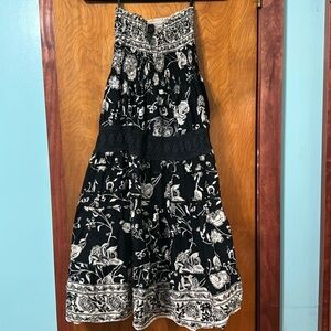 Black and white strapless dress